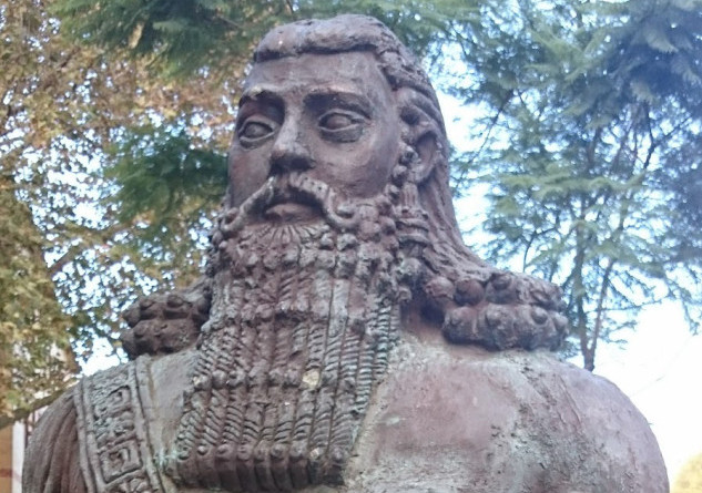 Gilgamesh Statue